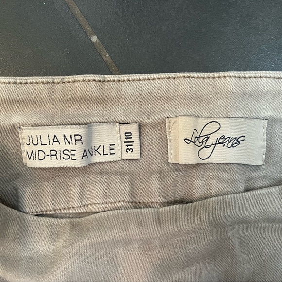 Lola Mid-rise Ankle Jean size 31/10. Washed Taupe/gray color. Julia MR - Picture 2 of 9